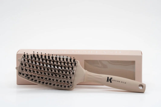 Signé Kevins Kyle - BROSSE DÉMÊLANTE